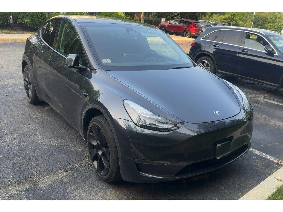 tesla model y 2025 7SAYGDED9SF320121 image tesla model y 2025 7SAYGDED9SF320121 image